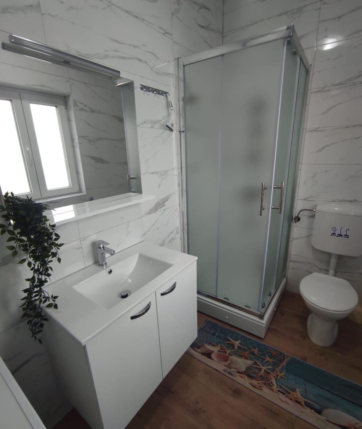 Apartman Jenny-Porec Kosinozici Eksteriør bilde